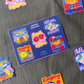 Vinyl Sticker - AIUEO